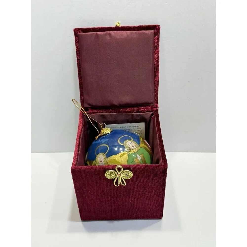 2000 Li Bien Hand Painted Christmas Ornament Pier 1 Angels Singing Praying Large